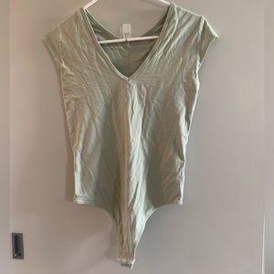 Cap sleeve bodysuit